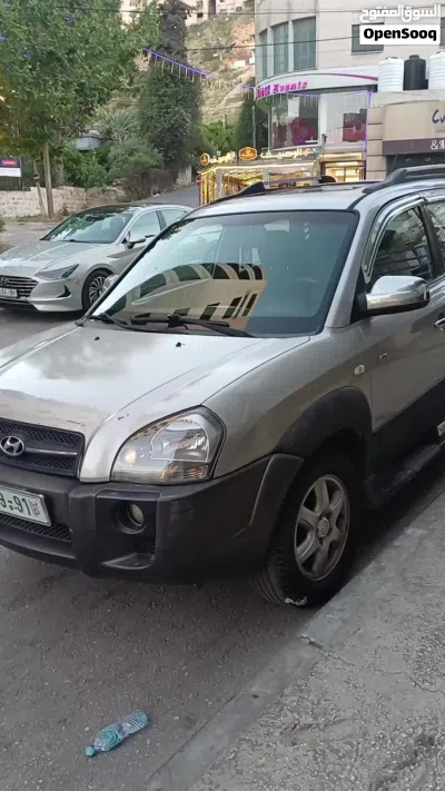 Hyundai Tucson Standard 4