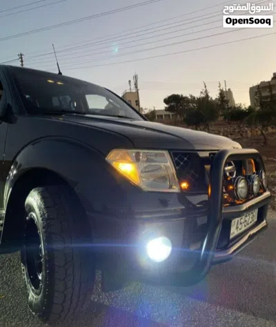 نيسان نافارا LE 2
