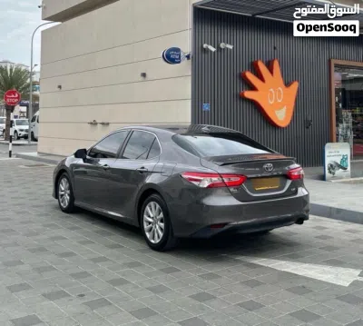 تويوتا كامري LE 2