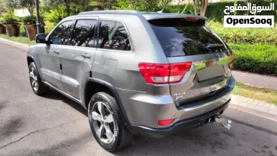 Jeep Grand Cherokee Overland 2