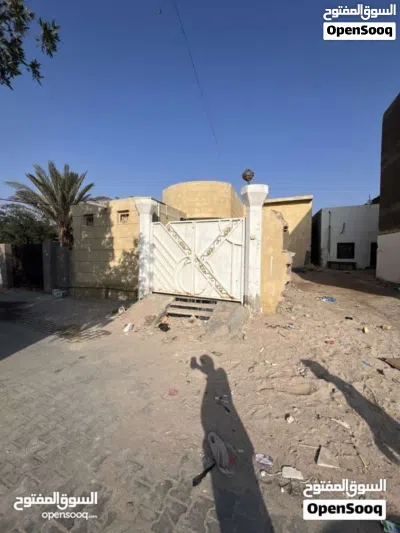 بيت للبيع في المعقل السكك 2