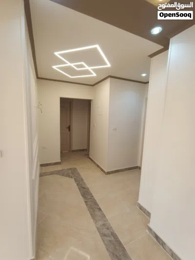بأقل سعر متر متشطب فى الحى الرابع فلل مدينة العبور شقة للبيع بفيللا بأميز مواقع الحى الرابع 4