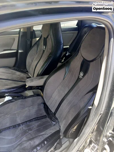 Hyundai Accent Standard 3