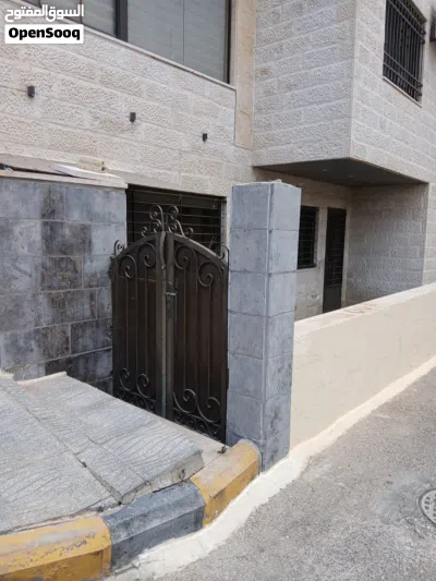شقه مميزه في الرابيه بسعر مغري جدا من المالك مباشره 2