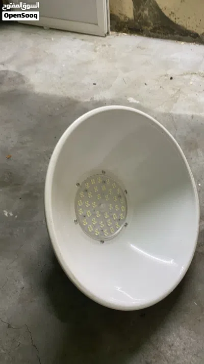 للبيع ليتات LED 2