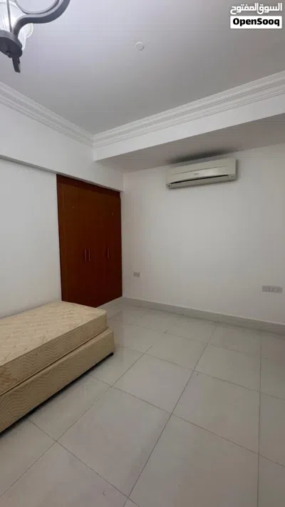شقه غرفتين وصاله للايجار في شاطئ القرم/Flat 2 bhk For Rent In Satti Qurm 4