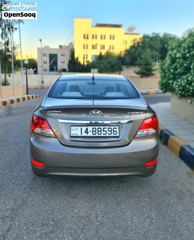 هيونداي اكسنت GLS 2