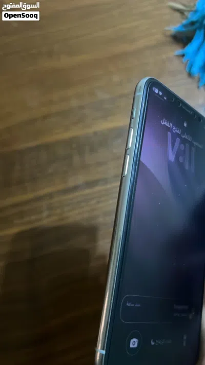 آيفون 11 برو فضي مستعمل بحالة جيدة مع شاحن سعة 64 جيجابايت 4