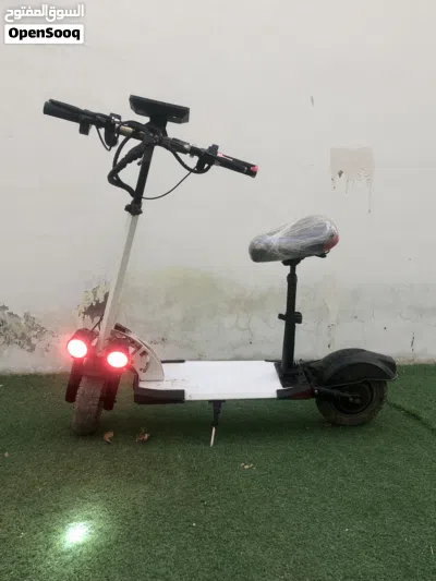 48V Electric Scooter in very good condition like new 2