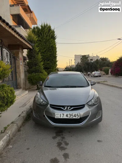 Hyundai Elantra Limited 2