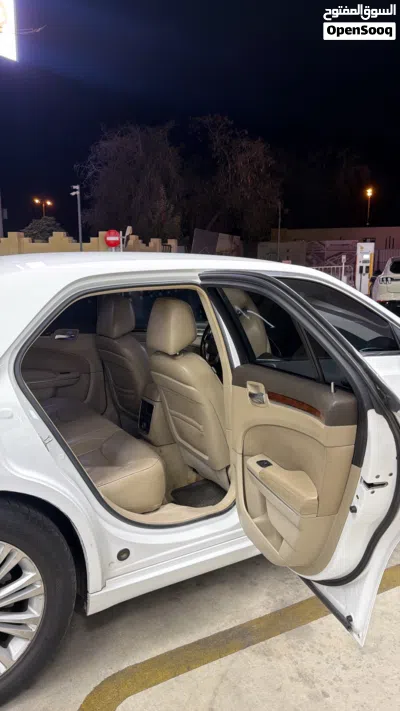كرايسلر 300 300S v8 3