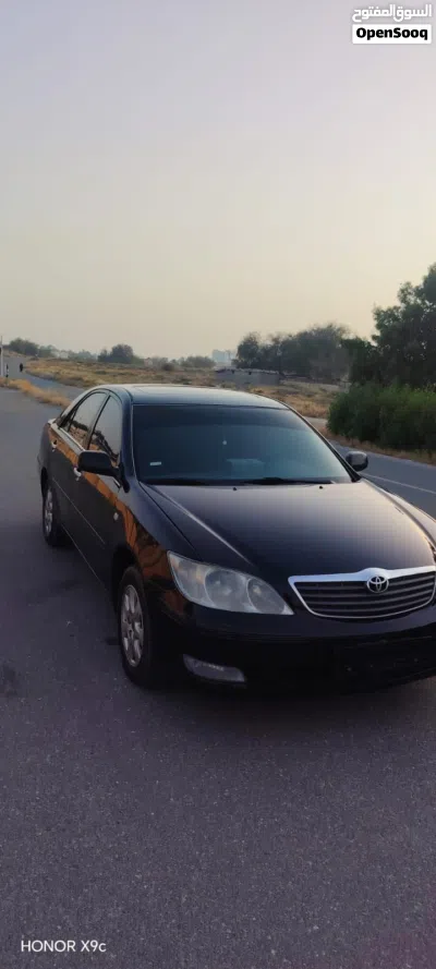 Toyota Camry Standard 2