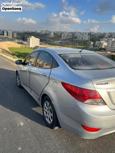 هيونداي اكسنت GL 2