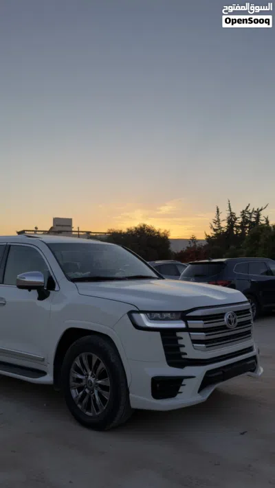 تويوتا لاند كروزر GXR 2