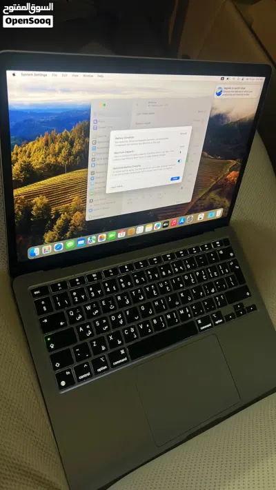 ماك بوك Macbook 2020 m1 مستعمل بحالة ممتازة مساحته 256 2