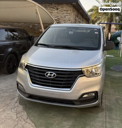 Hyundai H1 Standard 3