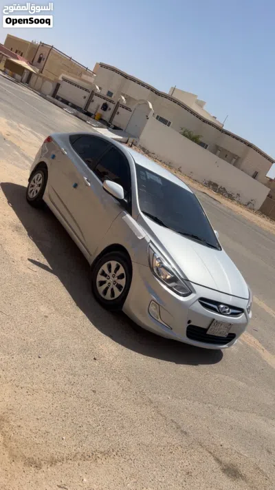 Hyundai Accent GL 2