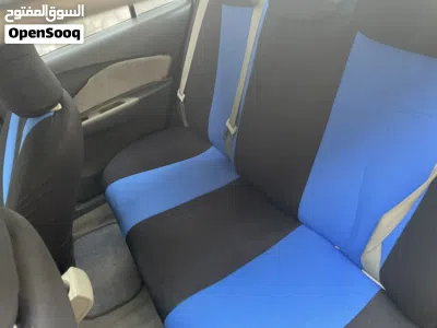 Toyota Yaris Basic 2
