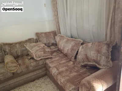 مجلس خليجي 16 مقعد مع 10 مخدات و 4 ركايات بسعر حرق 90 دينار 4
