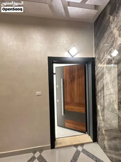 شقة ارضية معلقة مميزة -طريق المطار البنيات بالقرب من شارع الخدمات على شارعين تقسيط بسعر الكاش 2