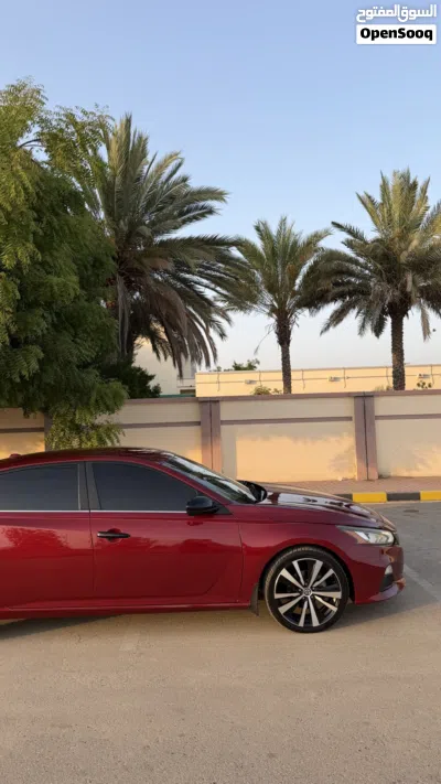 نيسان التيما SR 3