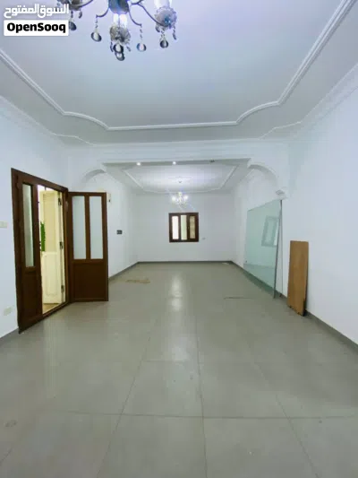 شقة خدمية او سكنية لايجار في شارع المعري امام الملاهي 3