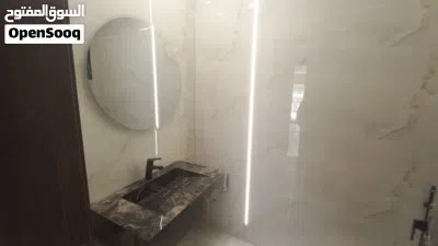 شقة فاخرة لللايجار في ام اذينة ( Property 49032 )-164956 3