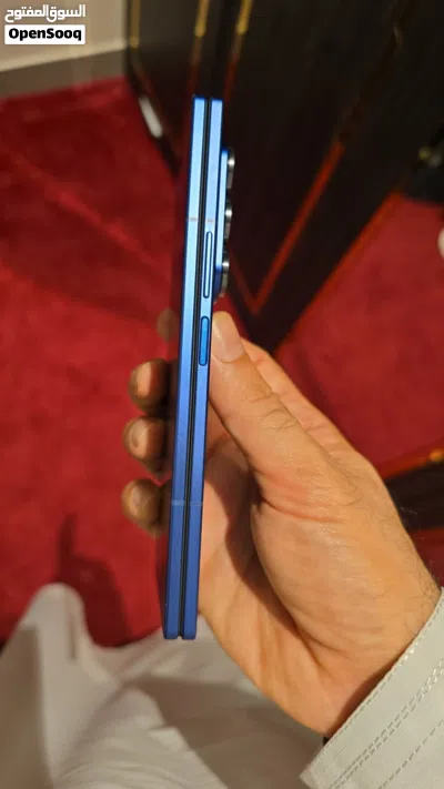 galaxy z fold 7 good condition same like new price is nogatiable 4