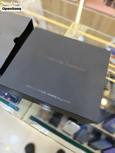 لبيع هونر ماجيك 6 RSR بورشه ديزاين  24GB  1TB  كالجديد HONOR Magic6 RSR Porsche Design  24GB RAM 3