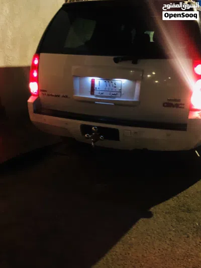 GMC Yukon XL 2