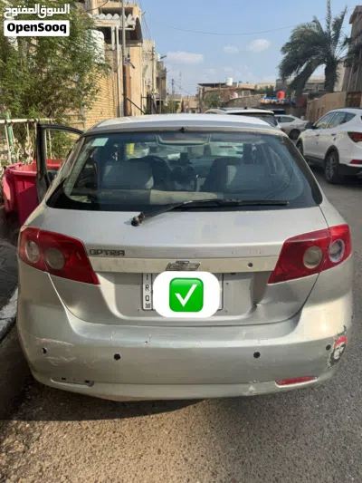 Chevrolet Optra LS 2