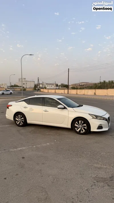 نيسان التيما S 3