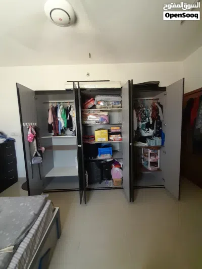 Cupboard for sale good condition 3