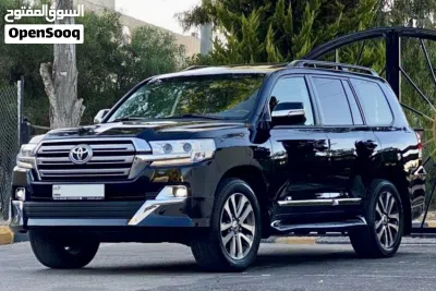 Toyota Land Cruiser GXR 4