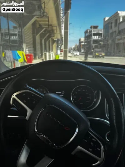 Dodge Charger SXT 4