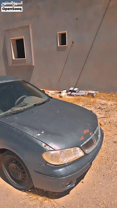 نيسان صني S 2
