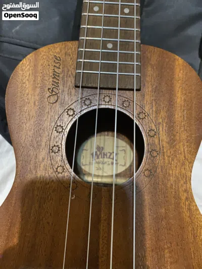 يوكوليلي سان رايز (Ukulele Sunrise) بحالة ممتازة كالجديد 3