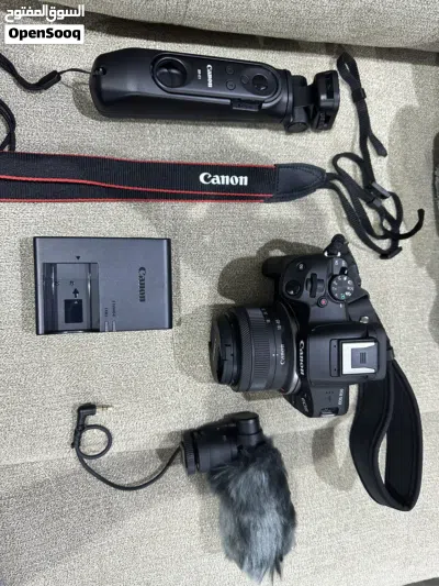 Canon Camera R50 4