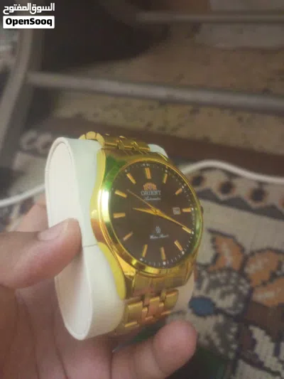 ساعه اسطوريه تنباع ب 125,000 بس عندي تنباع ب 100,000 بس 2