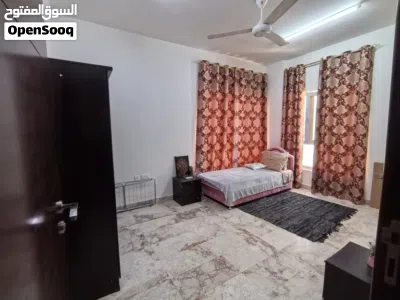 غرفة للعمانيات فقط 2