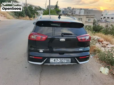 Kia Niro EX 3