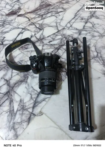 كامرة نيكون D3200 مع ستان نقصها عدسة بس ابيع على وضعها 3