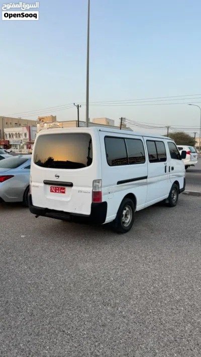 Nissan Urvan 3