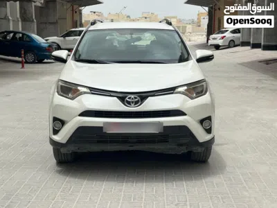 Toyota RAV 4 Standard 3