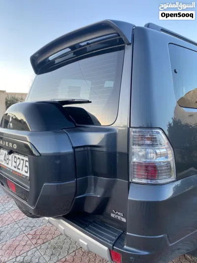 Mitsubishi Pajero Plus 3