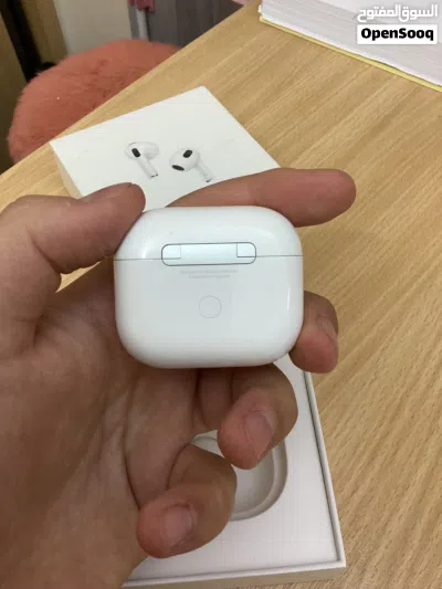 Airpods الجيل الثالث 4
