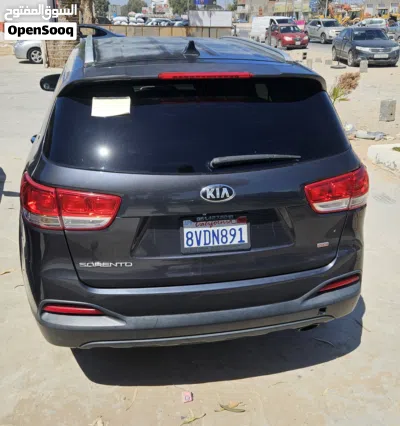 Kia Sorento EX 2