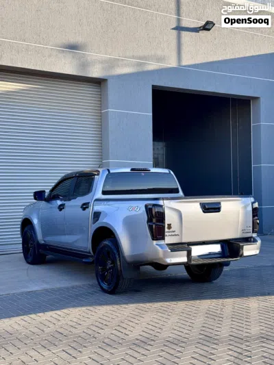 Isuzu D-Max LS 4