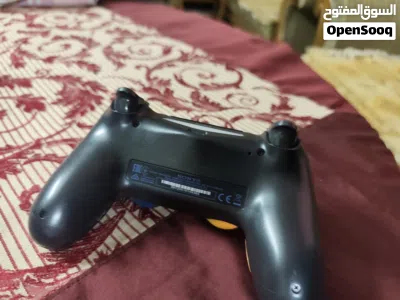 جوستك ps4 مستعمل قليل جدا جدا 2