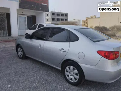 Hyundai Elantra Standard 3